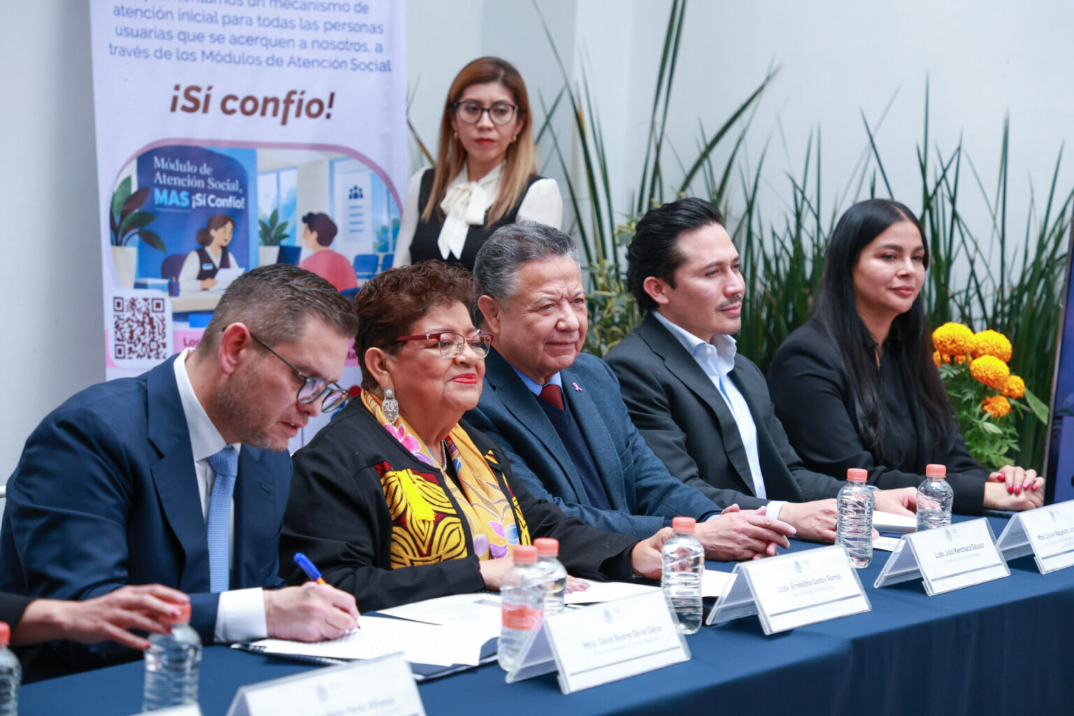 Ernestina Godoy y Julio Menchaca inauguran los Módulos de Atención Social ¡Sí Confío! de la FGR